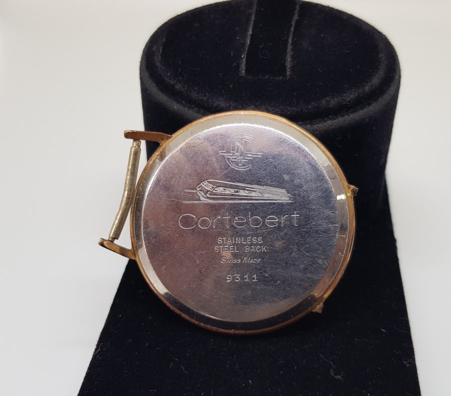 DEVLET DEMİR YOLLARI İÇİN ÖZEL YAPILMIŞ CORTEBERT MARKA ALTIN KAPLAMA KURMALI KOL SAATİ