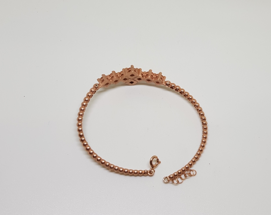 ELMAS TAŞLI ALTIN KAPLAMA BİLEKLİK