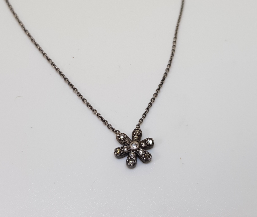 DENİZ YILDIZI FORMUNDA MARGAZİT TAŞLI GÜMÜŞ KOLYE UCU