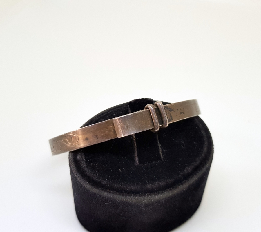 KEMER FORMUNDA YAPILMIŞ ANTİKA İNGİLİZ BİLEKLİK