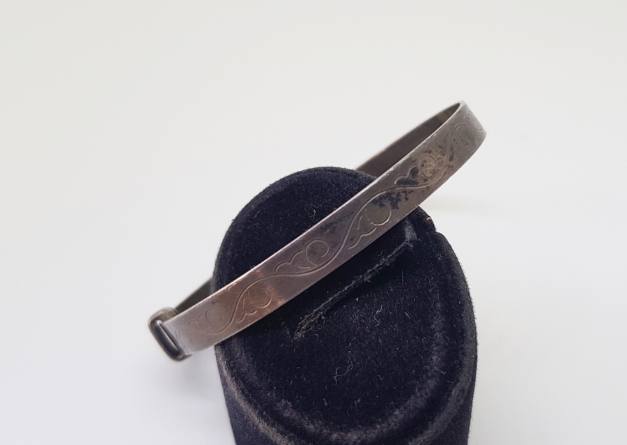 KEMER FORMUNDA YAPILMIŞ ANTİKA İNGİLİZ BİLEKLİK