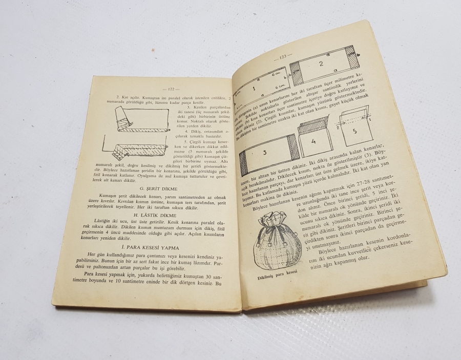 AİLE BİLİGİSİ İLE İLGİLİ ANTİKA KİTAP