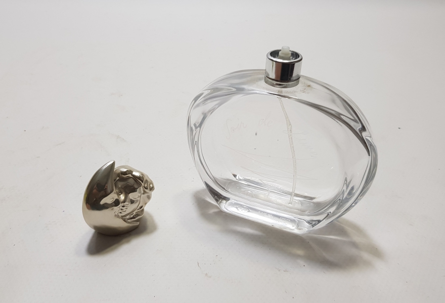 FRANSIZ PARFÜM ŞİŞESİ