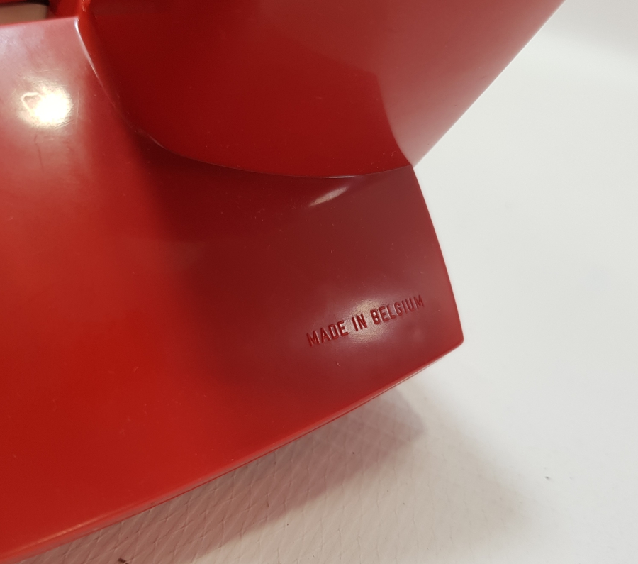 İÇİNDE HACDAN KARELER BULUNAN ORİJİNAL KUTUSUNDA ANTİKA FİLM MAKİNESİ