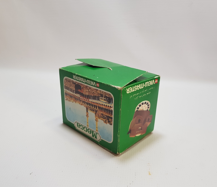 İÇİNDE HACDAN KARELER BULUNAN ORİJİNAL KUTUSUNDA ANTİKA FİLM MAKİNESİ