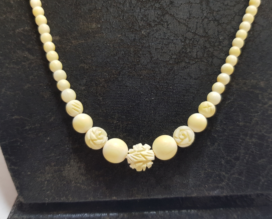 ÜZERİ İŞLEMELİ AKARSU MODELİ FİLDİŞİ OSMANLI GERDANLIK