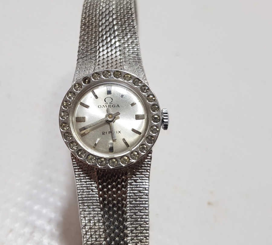 OMEGA MARKA KURMALI ANTİKA KOL SAATİ