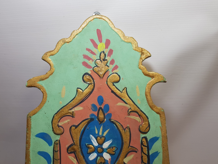 EDİRNEKARİ FORMDA YAPILMIŞ ÜZERİ İŞLEMELİ ANTİKA LAMBALIK - KAVUKLUK