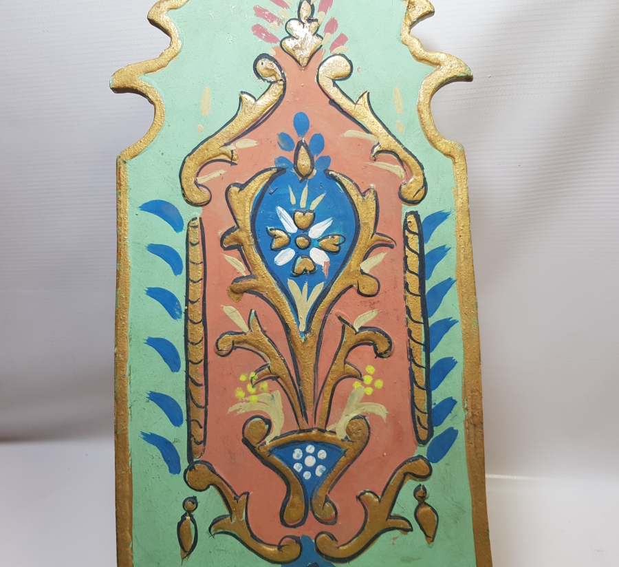 EDİRNEKARİ FORMDA YAPILMIŞ ÜZERİ İŞLEMELİ ANTİKA LAMBALIK - KAVUKLUK