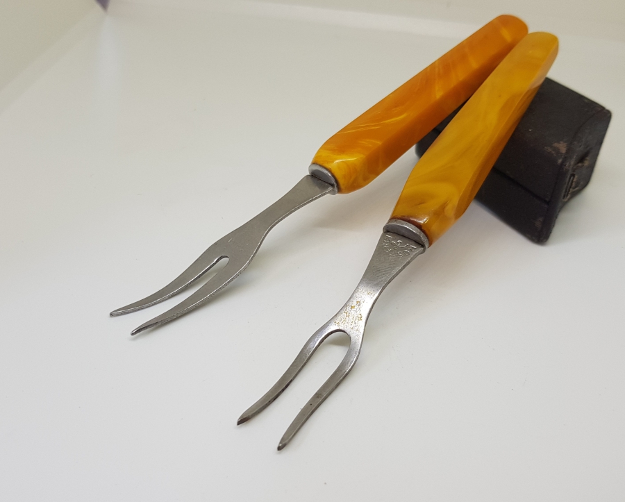 KATALİN SAPLI ANTİKA İKİ ADET ÇATAL