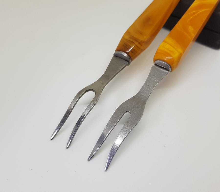 KATALİN SAPLI ANTİKA İKİ ADET ÇATAL