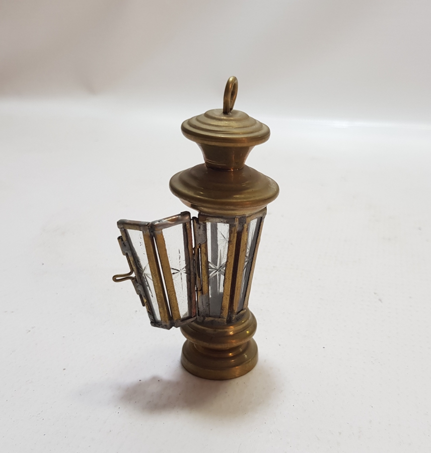 CAMI KRİSTAL KESME İŞÇİLİKLİ ÇOK NADİR ANTİKA HATTAT MUMLUĞU - ŞAMDANI