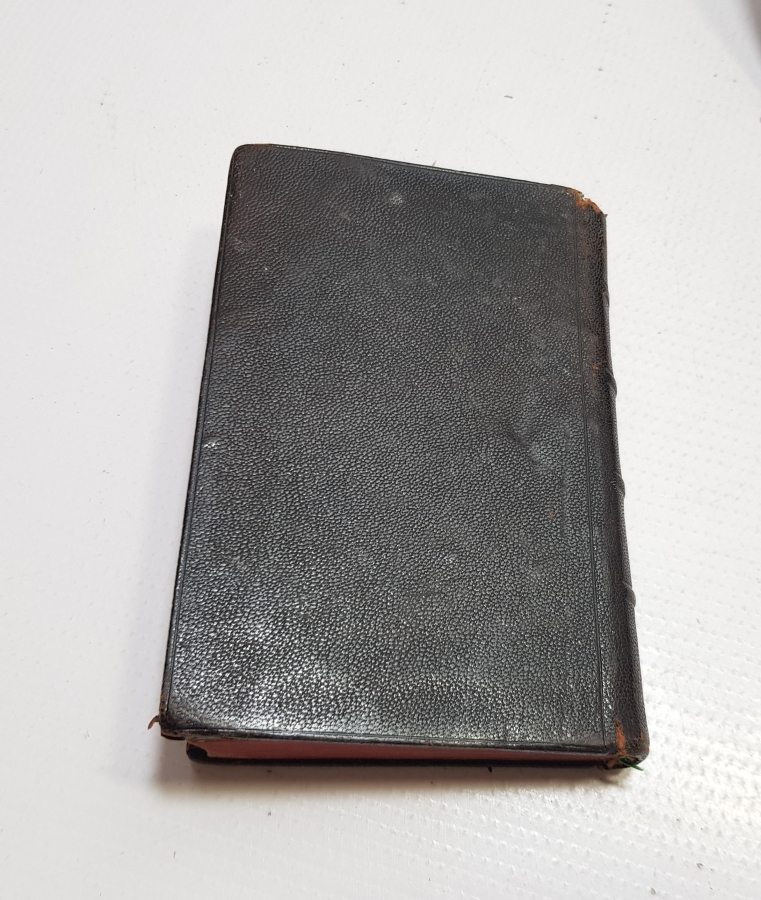 1874 TARİHLİ DERİ CİLTLİ ANTİKA İNCİL