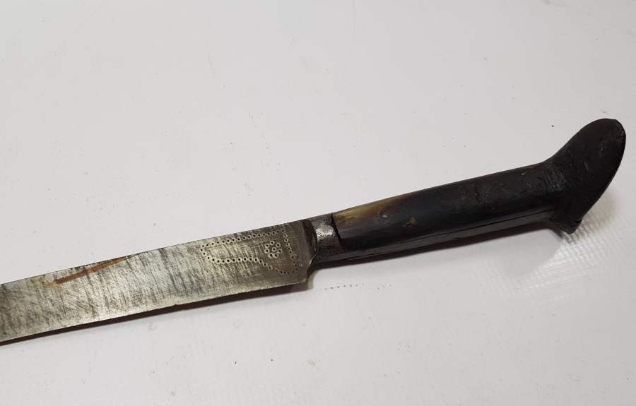 BOYNUZ SAPLI BÜYÜK BOY GÜNEŞ REMİZLİ YENİÇERİ CELLAT KILICI