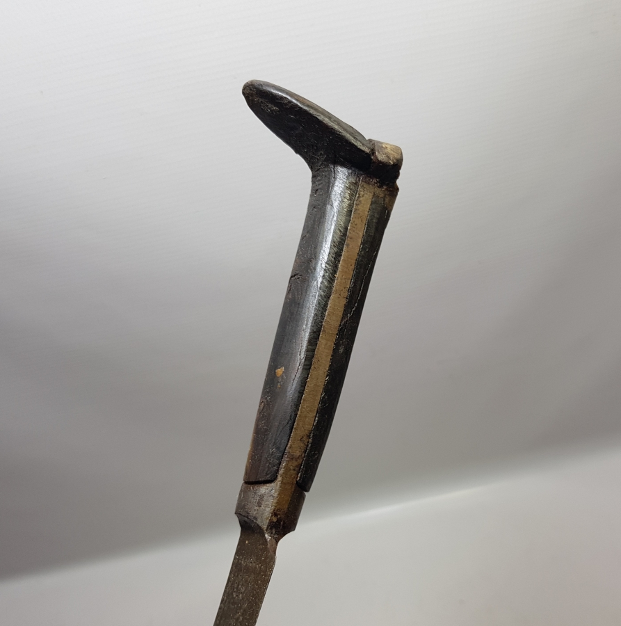 BOYNUZ SAPLI BÜYÜK BOY GÜNEŞ REMİZLİ YENİÇERİ CELLAT KILICI