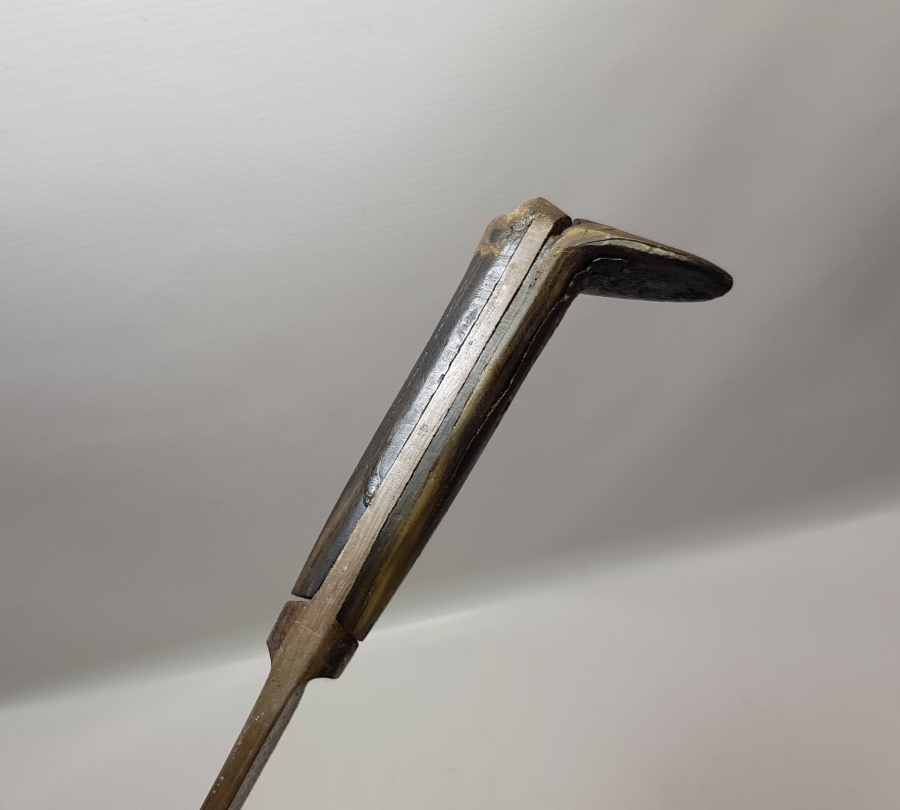 BOYNUZ SAPLI BÜYÜK BOY GÜNEŞ REMİZLİ YENİÇERİ CELLAT KILICI