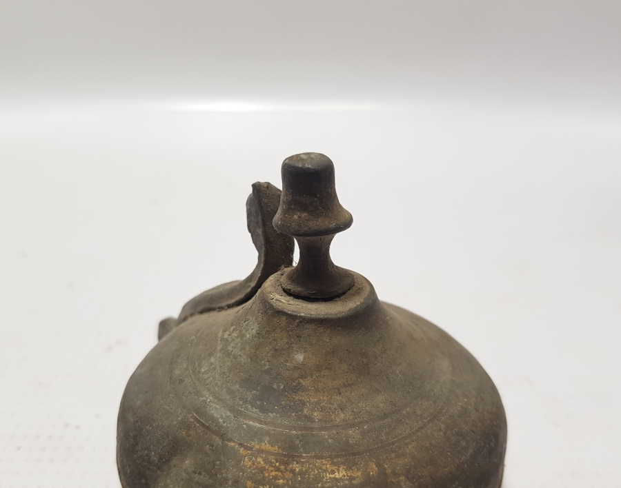 OSMANLI DÖNEMİ MEVLEVİ TUTMAÇLI BAKIR İBRİK KAPAĞI LOTU