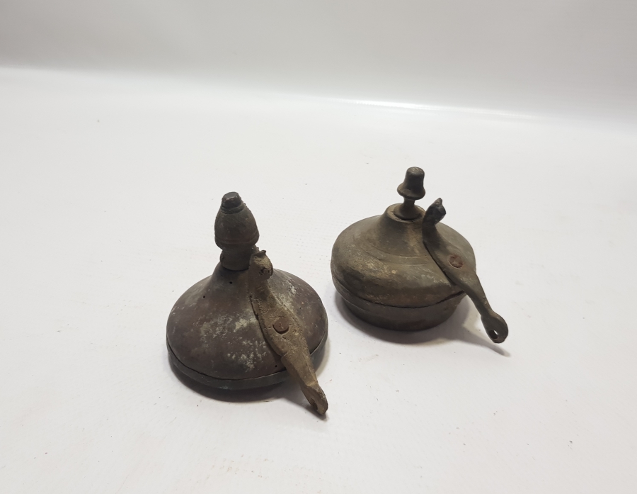 OSMANLI DÖNEMİ MEVLEVİ TUTMAÇLI BAKIR İBRİK KAPAĞI LOTU