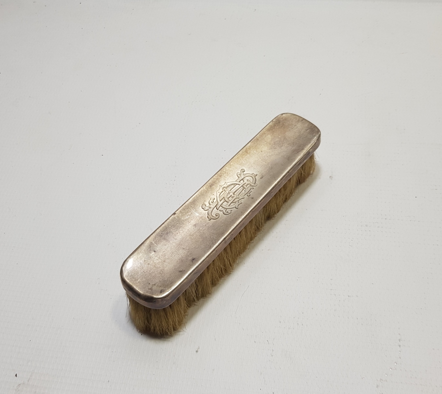 ANTİKA İNGİLİZ GÜMÜŞ ELBİSE FIRÇASI