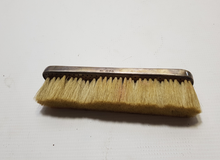 ANTİKA İNGİLİZ GÜMÜŞ ELBİSE FIRÇASI