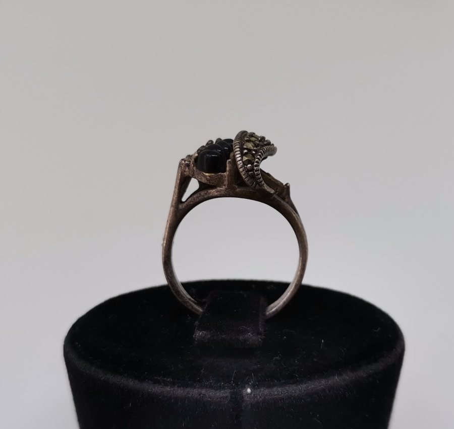 OLTU VE BEYOĞLU TAŞLI ÖZEL YAPIM GÜMÜŞ YÜZÜK