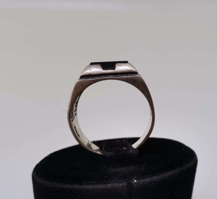 EKOSE TAŞLI GÜMÜŞ YÜZÜK