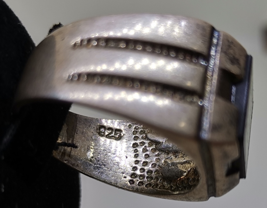 EKOSE TAŞLI GÜMÜŞ YÜZÜK