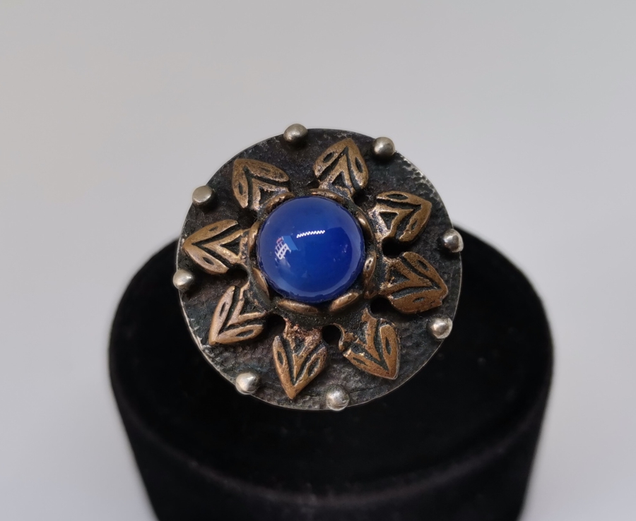 LAPİS TAŞLI HÜRREM MODEL GÜMÜŞ YÜZÜK