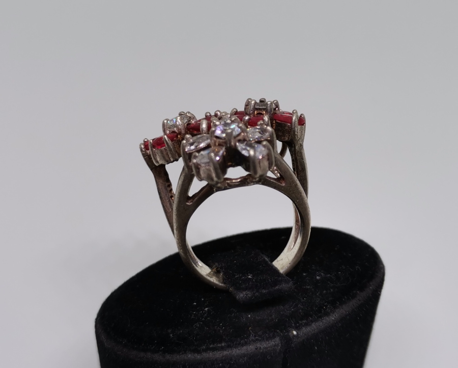 YAKUT VE MARGAZİT TAŞLI ÇİÇEK BUKETİ MODELİ GÜMÜŞ YÜZÜK