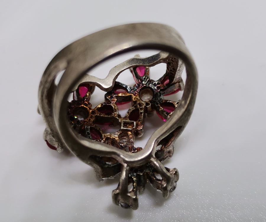 YAKUT VE MARGAZİT TAŞLI ÇİÇEK BUKETİ MODELİ GÜMÜŞ YÜZÜK