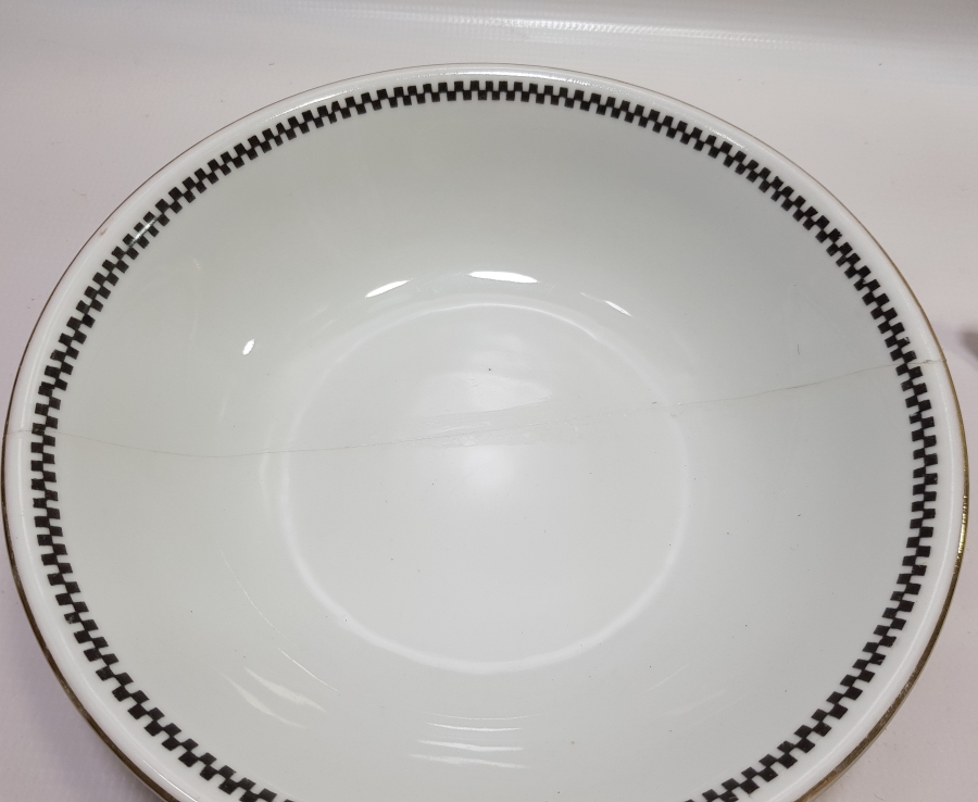 ARKASI OSMANLICA YAZILI VE ALTIN VARAKLI BÜYÜK BOY PORSELEN SALATA TABAĞI