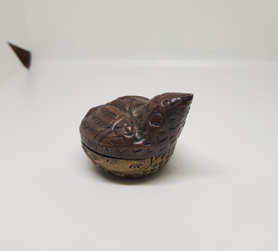 SIĞIRCIK FORMLU OSMANLI DÖNEMİ KAPAKLI NADİR SAKIZLIK