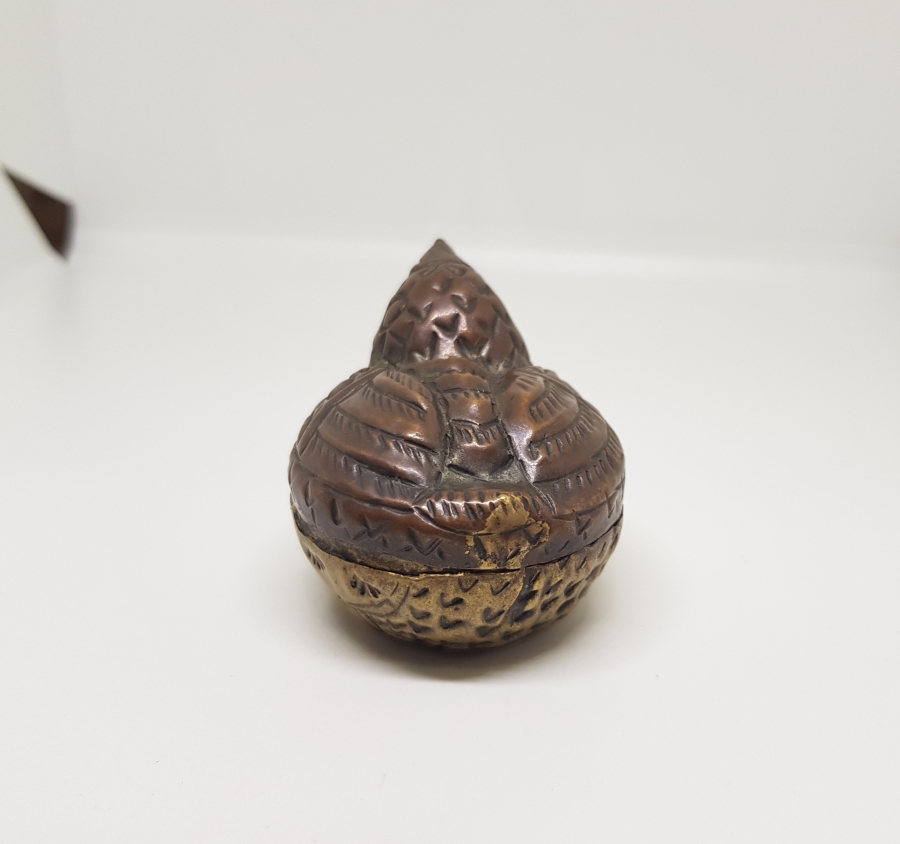 SIĞIRCIK FORMLU OSMANLI DÖNEMİ KAPAKLI NADİR SAKIZLIK