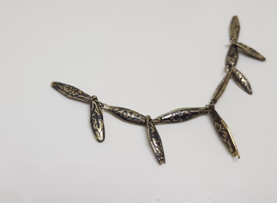 OSMANLI DÖNEMİ ESKİŞEHİR YAPIMI SAVATLI PARÇALARDAN DİZAYN EDİLMİŞ GERDANLIK PARÇASI