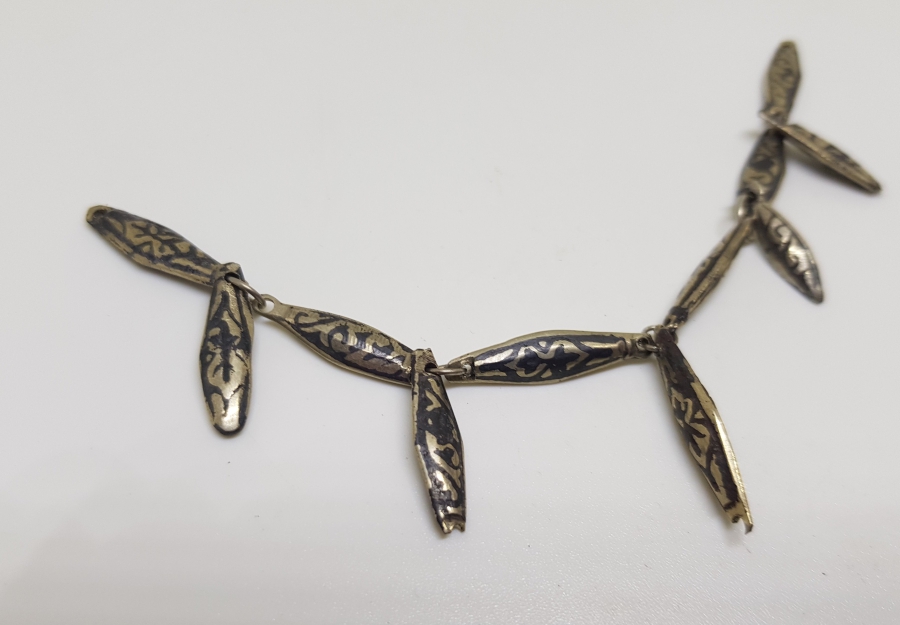 OSMANLI DÖNEMİ ESKİŞEHİR YAPIMI SAVATLI PARÇALARDAN DİZAYN EDİLMİŞ GERDANLIK PARÇASI