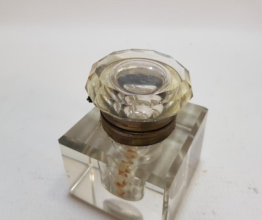 OSMANLI DÖNEMİ KRİSTAL KESME İŞÇİLİKLİ KAPAKLI ASKERİ HOKKA