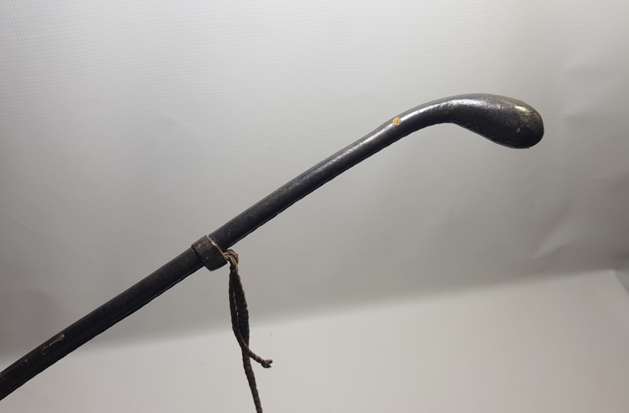 OSMANLI DÖNEMİ DERİDEN MAMUL NADİR FORMDA SUBAY AT KAMÇISI