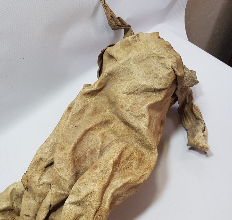 OSMANLI DÖNEMİ ÇOK NADİR DERİ SAKA KÜFESİ - SUCU KÜFESİ