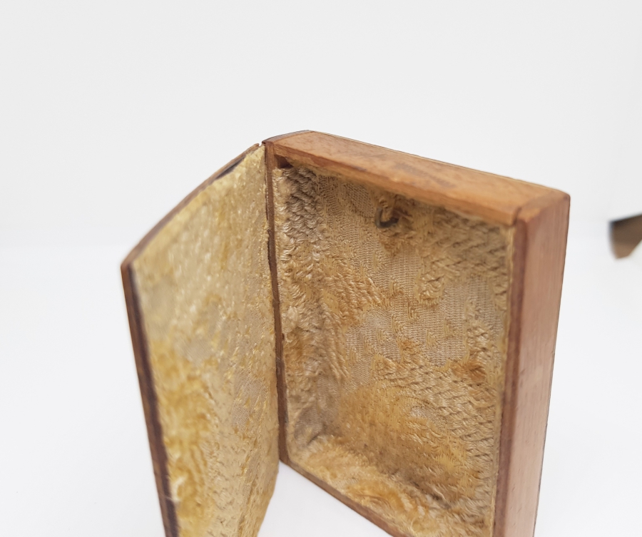 ANTİKA CEP SAATİ STANDI