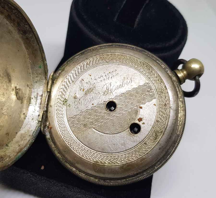 AVCI KASA ARKADAN KURMALI ANTİKA CEP SAATİ