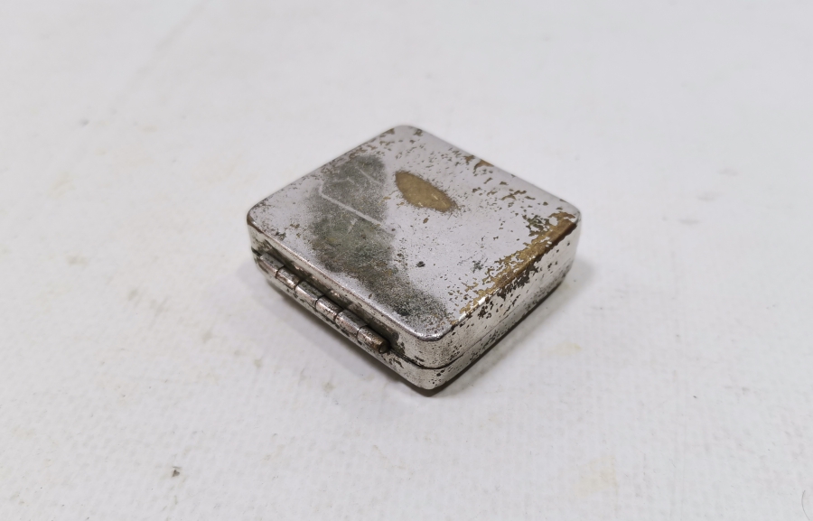 ORİJİNAL KUTUSUNDA ANTİKA SEYAHAT TRAŞ TAKIMI