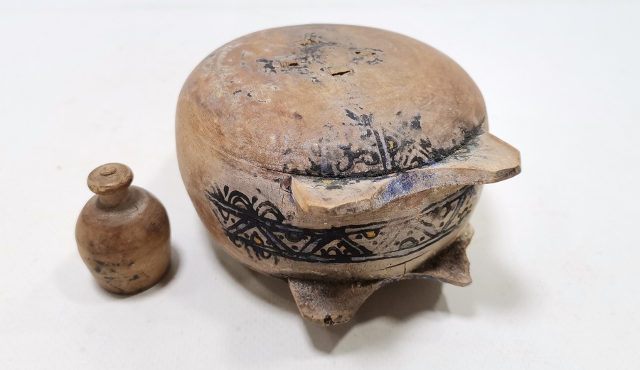 OSMANLI DÖNEMİ NADİR FORMDA AHŞAP BARUTLUK