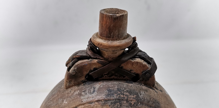 OSMANLI DÖNEMİ NADİR FORMDA AHŞAP BARUTLUK