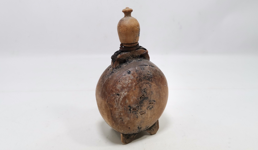 OSMANLI DÖNEMİ NADİR FORMDA AHŞAP BARUTLUK