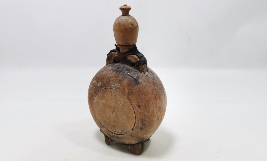 OSMANLI DÖNEMİ NADİR FORMDA AHŞAP BARUTLUK