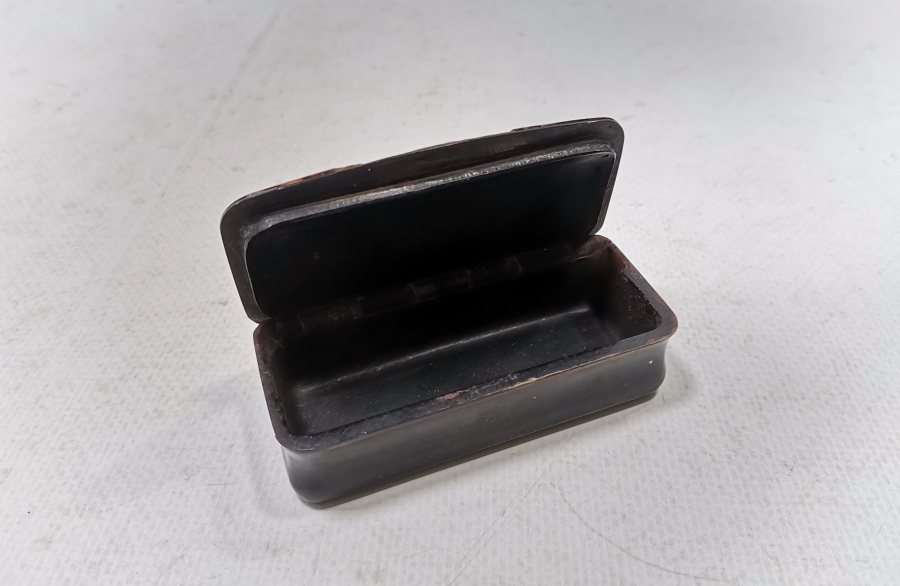 BAĞA KAPAKLI OSMANLI DÖNEMİ TÜTÜN TABAKASI