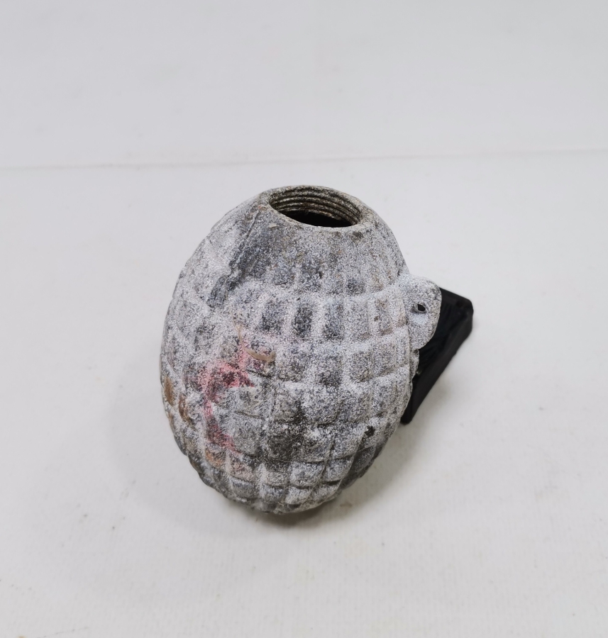 1.DÜNYA SAVAŞI DÖNEMİ NADİR FORMDA İNGİLİZ EL BOMBASI