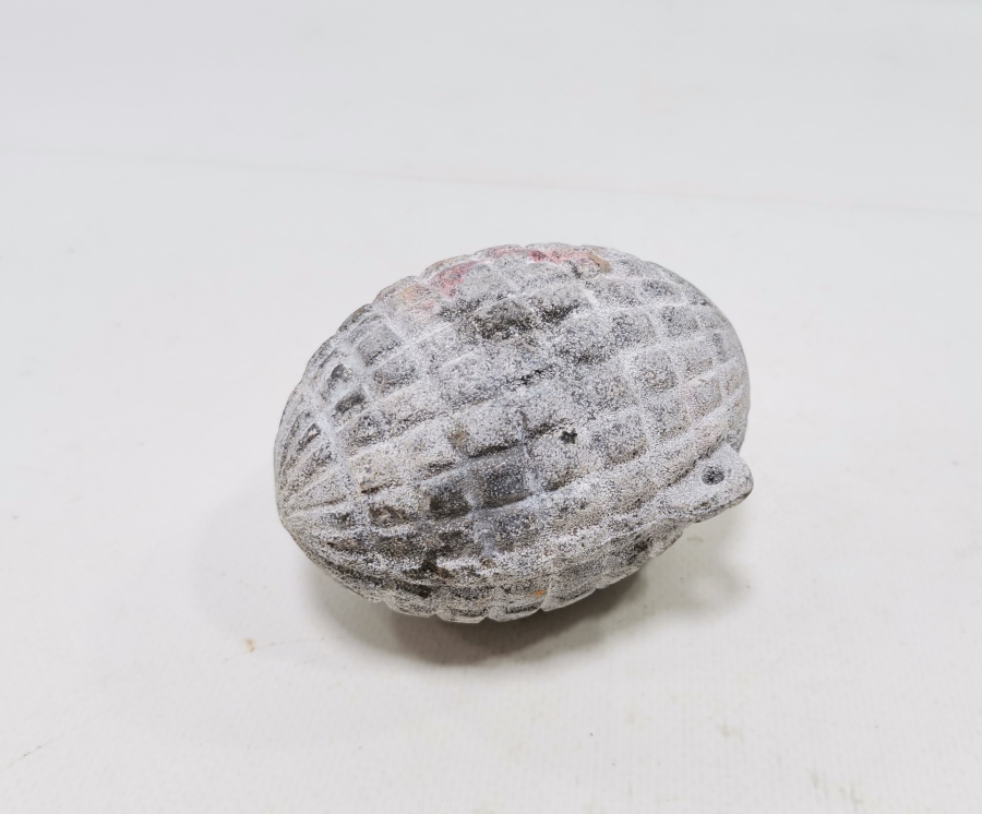 1.DÜNYA SAVAŞI DÖNEMİ NADİR FORMDA İNGİLİZ EL BOMBASI