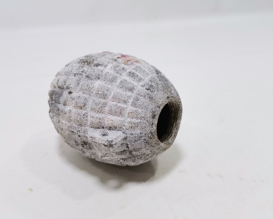 1.DÜNYA SAVAŞI DÖNEMİ NADİR FORMDA İNGİLİZ EL BOMBASI