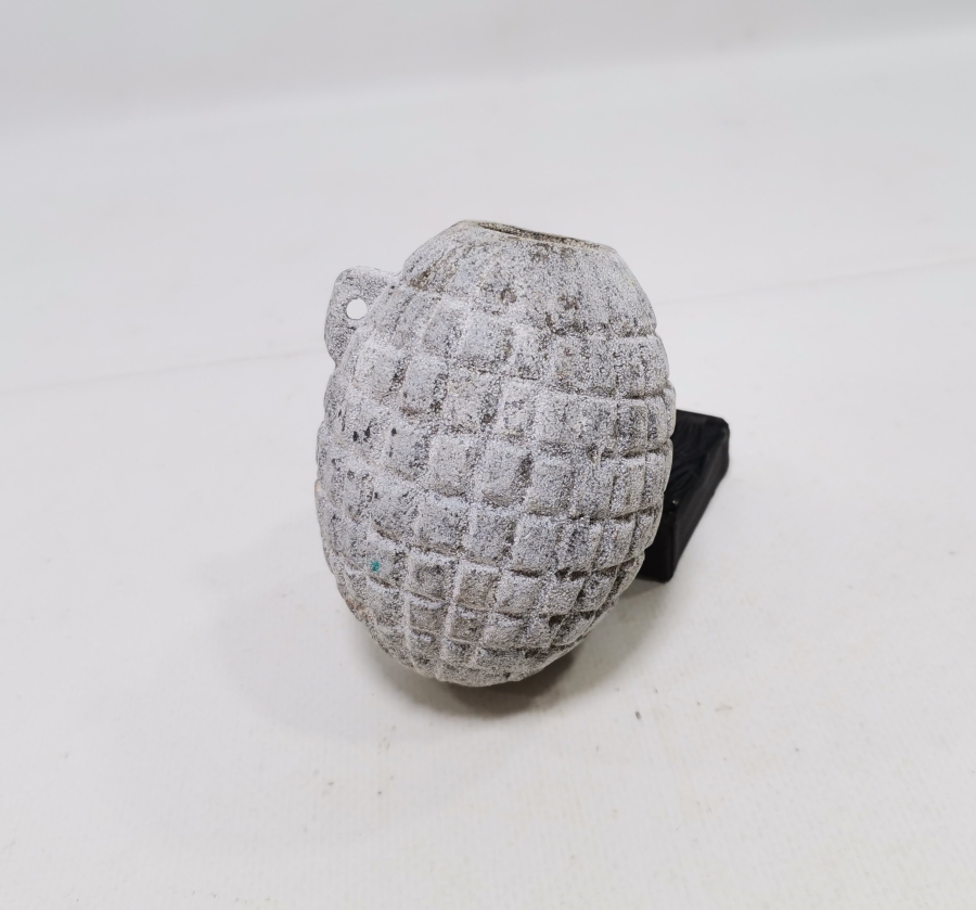 1.DÜNYA SAVAŞI DÖNEMİ NADİR FORMDA İNGİLİZ EL BOMBASI